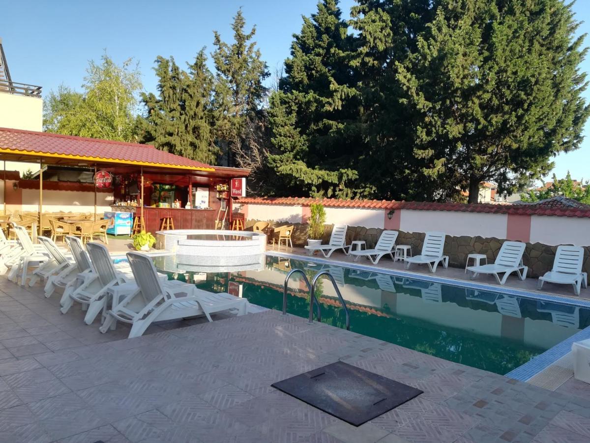 Hotel St. Anthony Солнечный берег Экстерьер фото